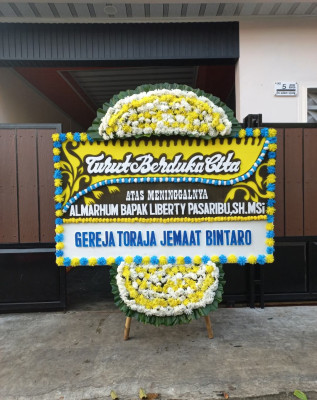 Papan Bunga Duka di Pringgokusuman